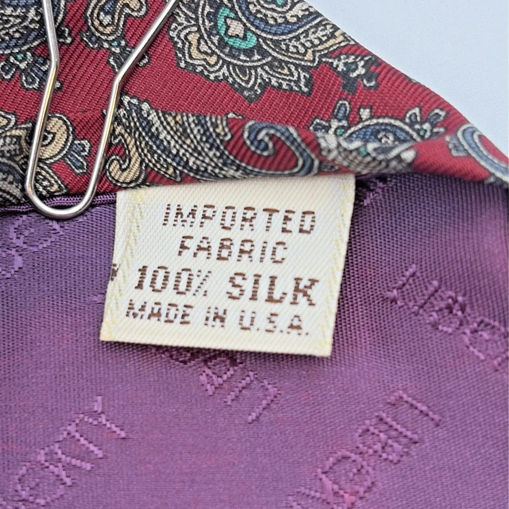 Liberty of London Necktie Mens OS Red Paisley Silk Made in USA Vintage Tie